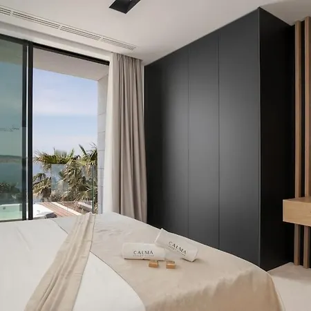 Villa Exclusive Calma I & Ii - Two Heated Pool&spa Starigrad Paklenica