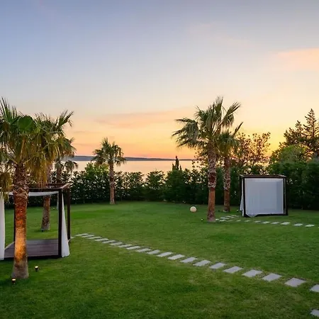 Exclusive Calma I & Ii - Two Heated Pool&spa Villa Starigrad Paklenica