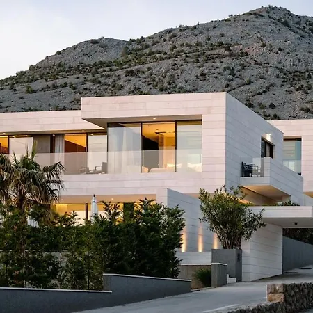 Exclusive Calma I & Ii - Two Heated Pool&spa * Starigrad Paklenica
