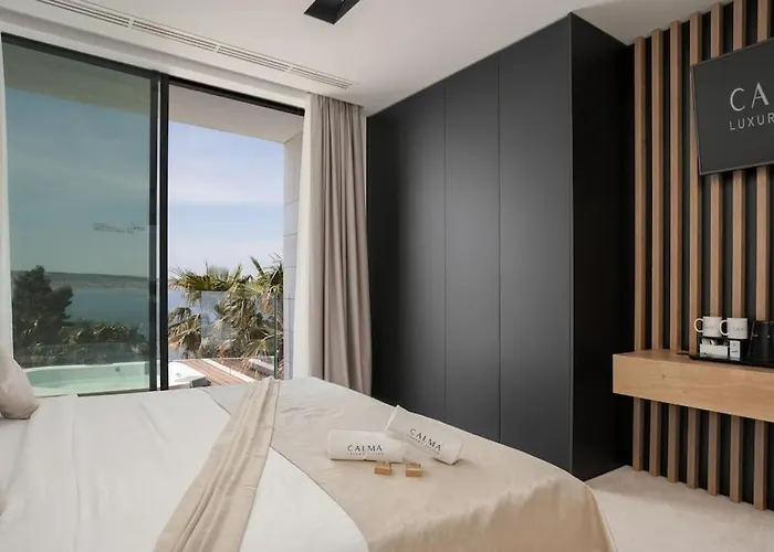 Villa Exclusive Calma I & Ii - Two Heated Pool&spa Starigrad Paklenica