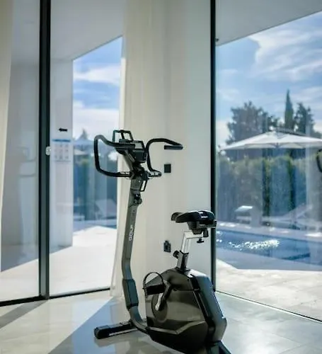 Exclusive Calma I & Ii - Two Heated Pool&spa * Starigrad Paklenica