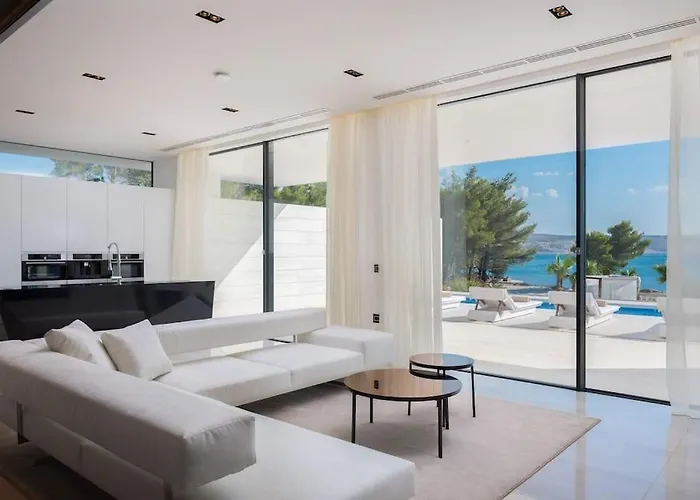 Exclusive Calma I & Ii - Two Heated Pool&spa Villa Starigrad Paklenica