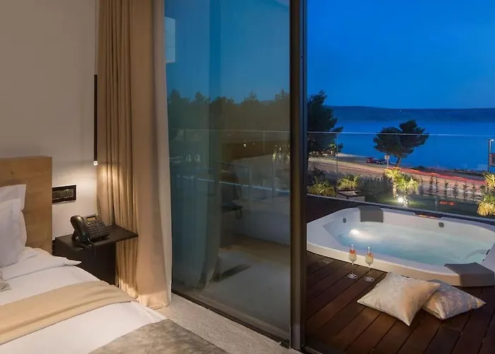 Villa Exclusive Calma I & Ii - Two Heated Pool&spa Starigrad Paklenica