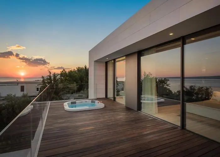 Exclusive Calma I & Ii - Two Heated Pool&spa * Starigrad Paklenica