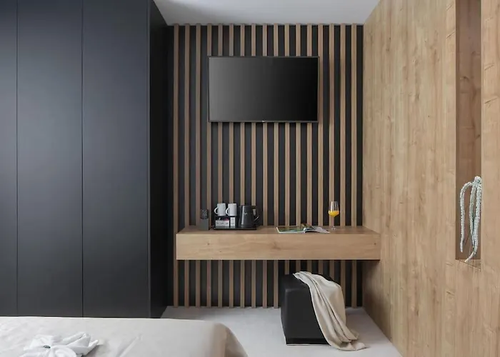 Villa Exclusive Calma I & Ii - Two Heated Pool&spa Starigrad Paklenica