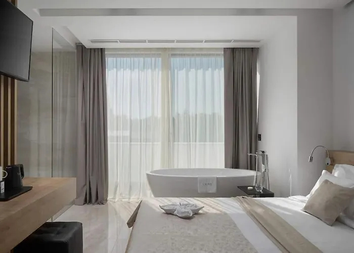 Exclusive Calma I & Ii - Two Heated Pool&spa Starigrad Paklenica