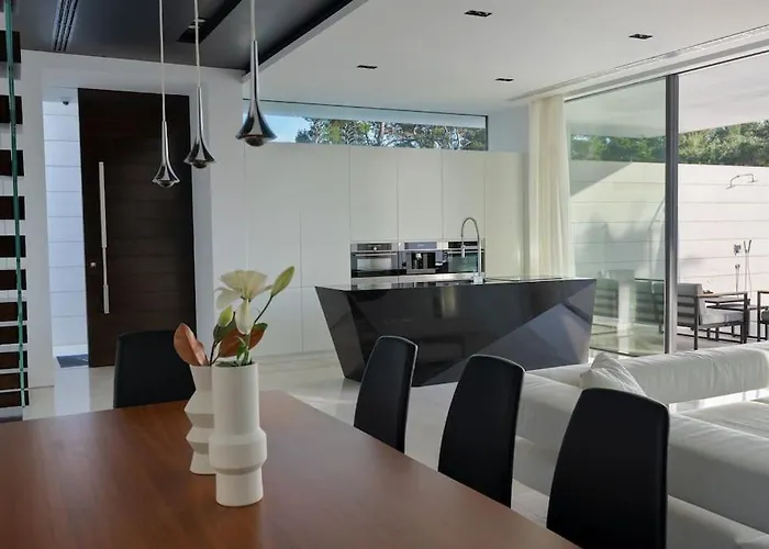 Exclusive Calma I & Ii - Two Heated Pool&spa Villa Starigrad Paklenica