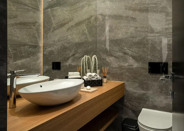 Exclusive Calma I & Ii - Two Heated Pool&spa Starigrad Paklenica