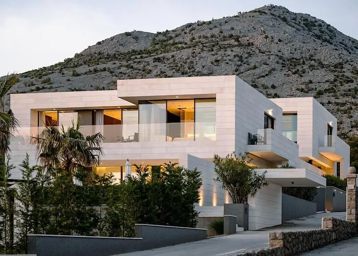 Exclusive Calma I & Ii - Two Heated Pool&spa * Starigrad Paklenica