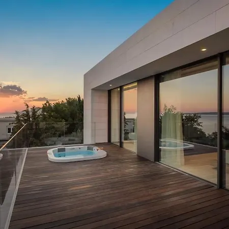 Exclusive Calma I & Ii - Two Heated Pool&spa * Starigrad Paklenica