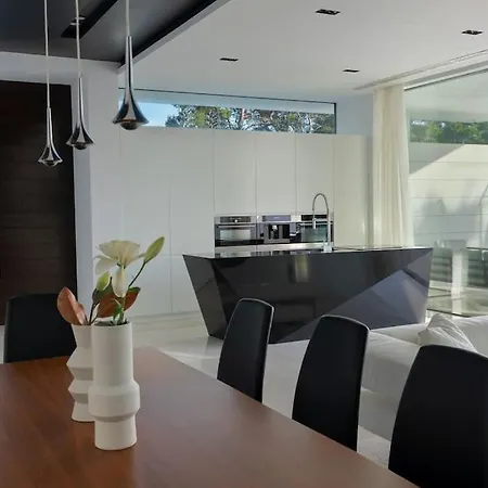 Exclusive Calma I & Ii - Two Heated Pool&spa Villa Starigrad Paklenica