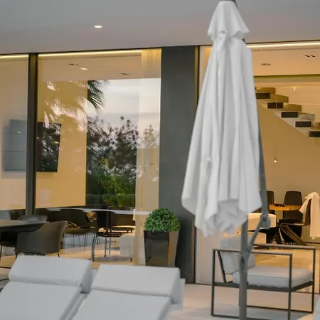 Exclusive Calma I & Ii - Two Heated Pool&spa Starigrad Paklenica