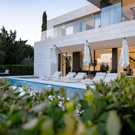 Villa Exclusive Calma I & Ii - Two Heated Pool&spa
