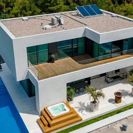 Exclusive Calma I & Ii - Two Heated Pool&spa * Starigrad Paklenica
