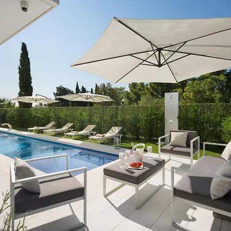 Exclusive Calma I & Ii - Two Heated Pool&spa Starigrad Paklenica
