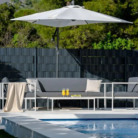 Exclusive Calma I & Ii - Two Heated Pool&spa * Starigrad Paklenica