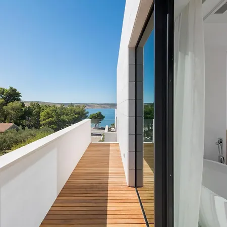 Exclusive Calma I & Ii - Two Heated Pool&spa Starigrad Paklenica