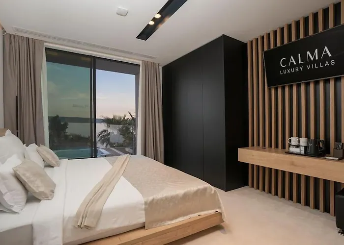 Exclusive Calma I & Ii - Two Heated Pool&spa Starigrad Paklenica